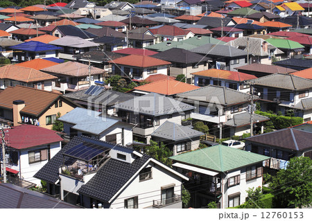 東京近郊の住宅街 東京近郊の住宅街 12760153