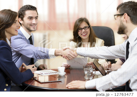 Sealing a Deal 12763477