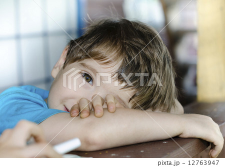 Child's glance 12763947