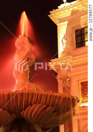 ラスベガスの夜景 12768577