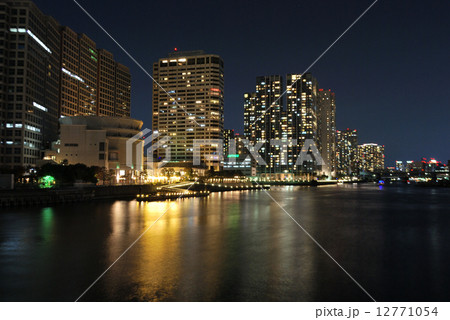天王洲アイルの夜景 12771054