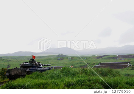 74式戦車 74TK ( 2代目主力戦車 ) 2014年 富士総合火力演習 74式戦車 74TK ( 2代目主力戦車 ) 2014年 富士総合火力演習 12779010