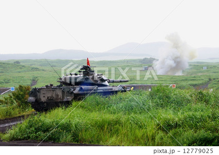 74式戦車　74TK　（ ２代目主力戦車 ）　2014年 富士総合火力演習 12779025