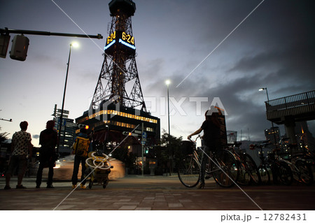 SAPPORO - September 5 : Commuters hurry on May 5, 2014 in Sappor SAPPORO - September 5 : Commuters hurry on May 5, 2014 in Sappor 12782431