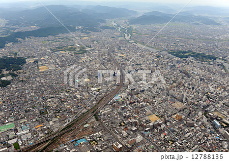 岡山市街を空撮 12788136