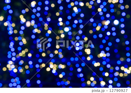Abstract circular bokeh background of Christmas light 12790927
