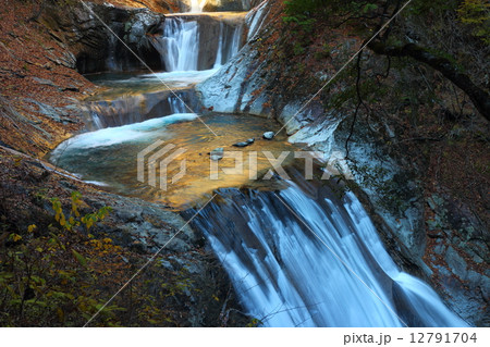 七ツ釜五段の滝 12791704