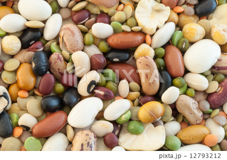 legumes soup 12793212