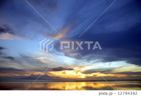 Sunset on the island of Gili Trawangan, Indonesia  12794392