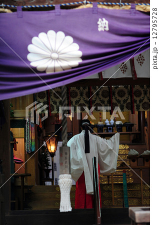 垂水神社の神楽舞-2 垂水神社の神楽舞-2 12795728
