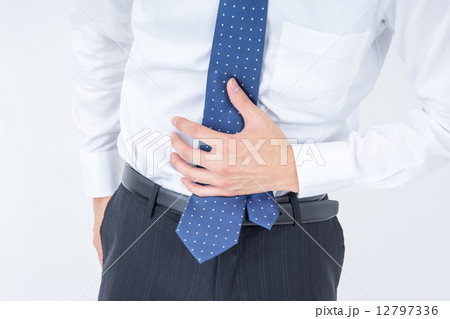 腹痛 12797336
