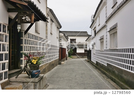 岡山県・倉敷の街並み 12798560