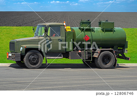 Gasoline tanker 12806746