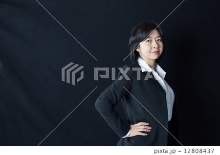 女社長 ポートレートの写真素材