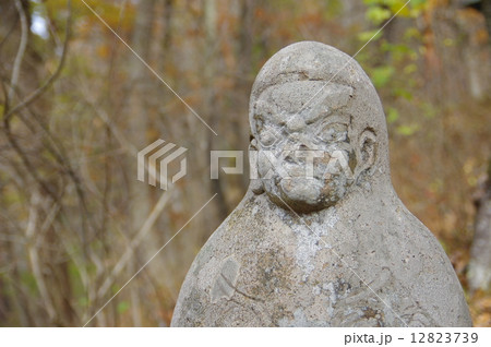 篠ノ井線廃線敷遊歩道　覚明（かくめい）像 12823739