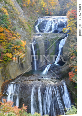 茨城県指定名勝　袋田の滝　～晩秋の～ 12824604