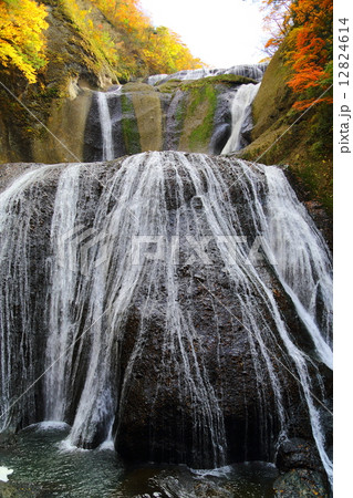 茨城県指定名勝　袋田の滝　～晩秋の～ 12824614