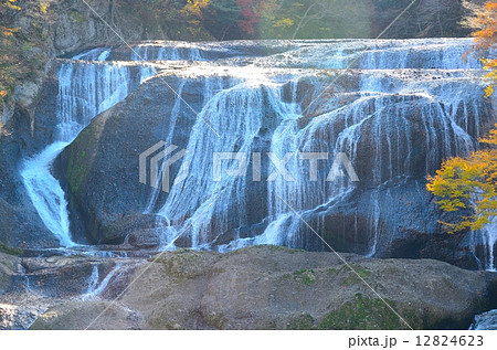 茨城県指定名勝 袋田の滝 ~晩秋の~ 茨城県指定名勝 袋田の滝 ~晩秋の~ 12824623