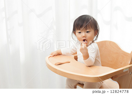食事の練習 12824778