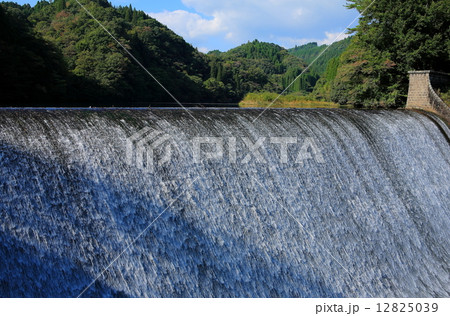 白水溜池堰堤 白水溜池堰堤 12825039