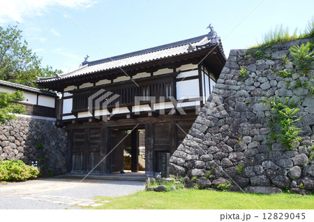 重要文化財･小諸城の「大手門」（長野県小諸市丁） 12829045