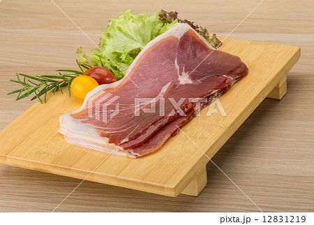 Prosciutto Prosciutto 12831219