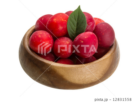 Damson plum 12831558