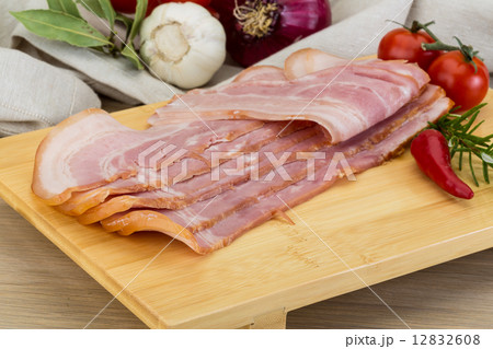Bacon Bacon 12832608