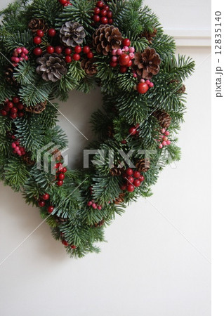 クリスマスリース 12835140