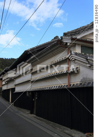 高知県室戸市吉良川町「吉良川の町並み」(細木家) 高知県室戸市吉良川町「吉良川の町並み」(細木家) 12836490