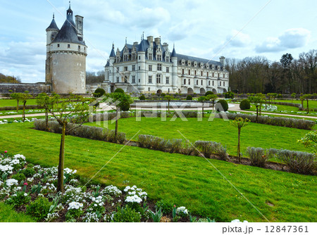 Chateau Chenonceau or Ladies Castle (France). Chateau Chenonceau or Ladies Castle (France). 12847361