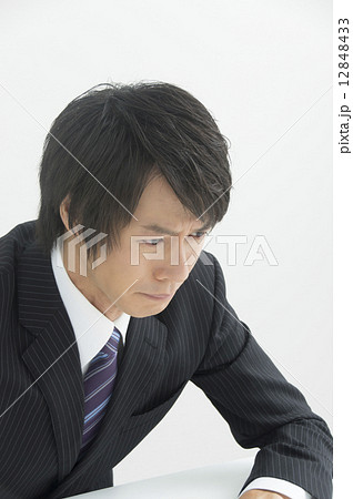 情けない 情けない 12848433