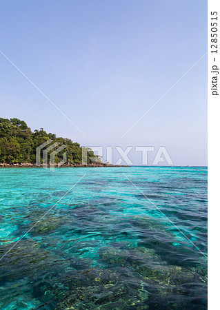 Cristal blue sea under a blue sky 12850515