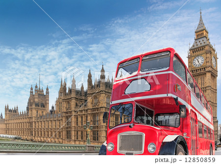 Red double decker for Parliament 12850859