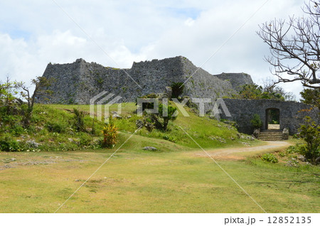 世界遺産 中城城跡(沖縄県中頭郡北中城村・中城村) 世界遺産 中城城跡(沖縄県中頭郡北中城村・中城村) 12852135