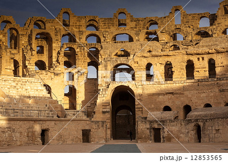 エル・ジェム 12853565