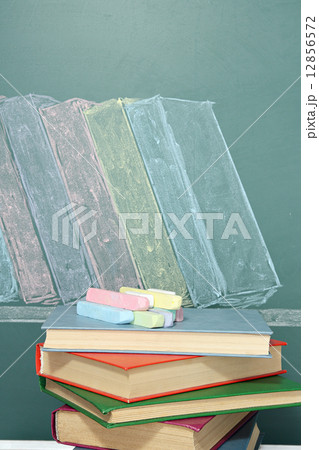 Books 12856572