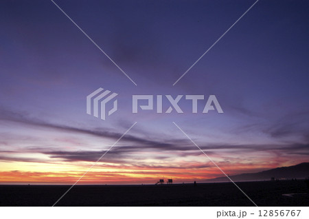 夕焼け 12856767