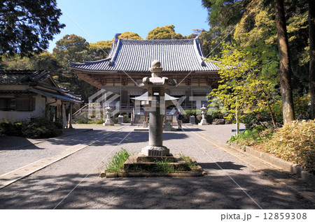 四国霊場第26番札所「金剛頂寺」本堂 12859308