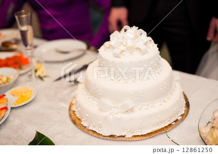 Beautiful pie 943. 12861250