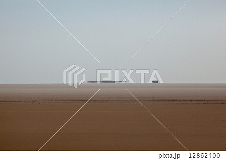 ジェリド湖 12862400