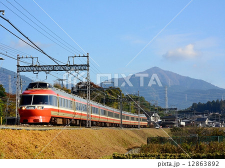 ロマンスカー 12863892