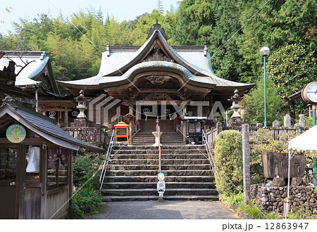 四国霊場第35番札所「清瀧寺」本堂 12863947