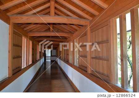 姫路城　西の丸櫓群の内部 12866524