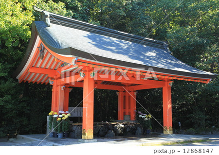 神社の清め所 12868147
