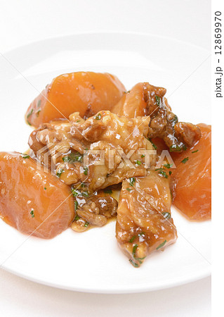 おいしい大根と牛肉の煮込み おいしい大根と牛肉の煮込み 12869970