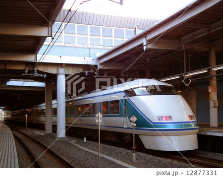 特急スペーシア　きぬがわ11号　回送　品川駅 12877331