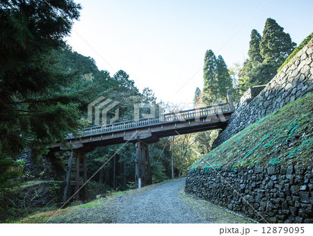 八王子城の曳橋 12879095