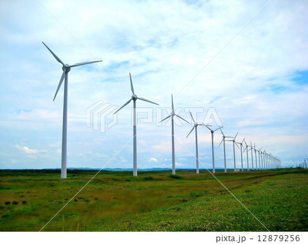 北海道・オトンルイの風力発電 12879256