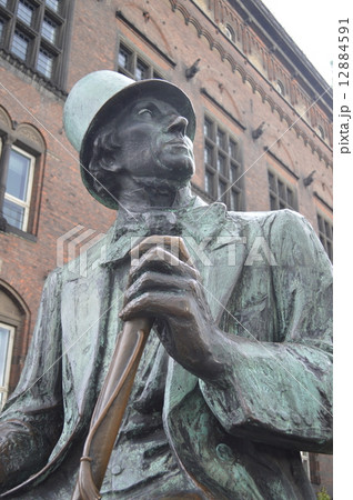 コペンハーゲンのアンデルセン像 コペンハーゲンのアンデルセン像 12884591